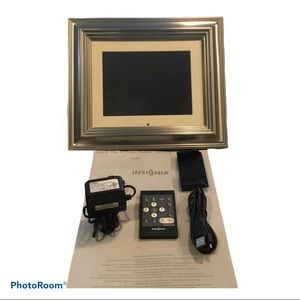 🛍️INSIGNIA DIGITAL PICTURE FRAME🛍️